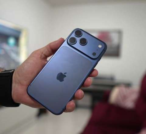 “Apple” yanvarda “iPhone 18”in sınaq istehsalına başlayacaq 