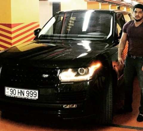 Yüksəkvəzifəli şəxslərin idmançı qohumu yenidən məhkəmə qarşısında 