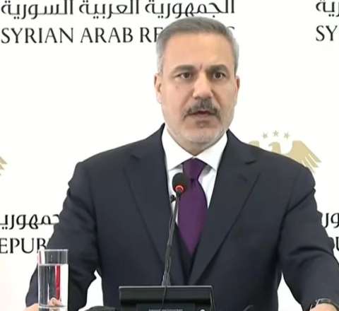 Hakan Fidanın sözünü kəsdilər, mətbuat konfransı yaımçıq dayandırıldı - VİDEO 