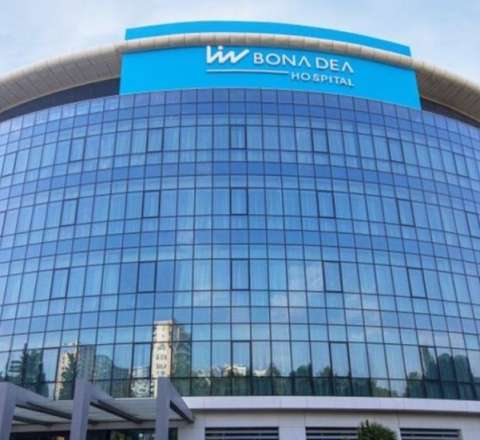 "Yaşlı, ağır xəstələr saatlarla bir iynənin vurulmasını gözləyirlər" - "Bona Dea"dan ŞİKAYƏT 