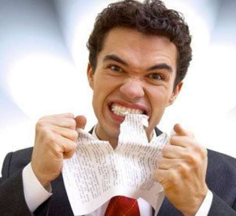 İctimai yerlərdə aqressiv davranışlar: Səbəb nədir?  