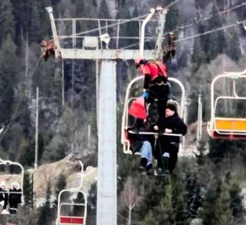 Kanat xətti xarab oldu – 78 nəfər havada qaldı 