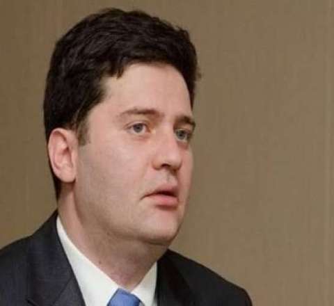 Gürcüstanın sabiq müdafiə nazirinə qarşı ittiham irəli sürüldü 