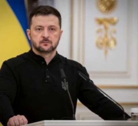 Rusiya son sutkada Kiyevə 500 dron və 40 raket atıb-Volodimir Zelenski 