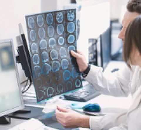 Alzheimerlə mübarizədə SENSASİON YENİLİK: beyin funksiyalarını bərpa edən preparat yaradıldı 