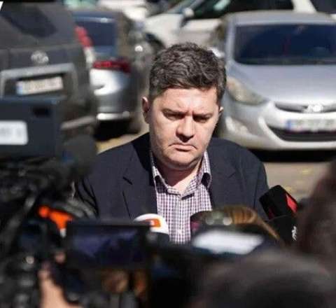 Keçmiş müdafiə naziri həbs edildi 