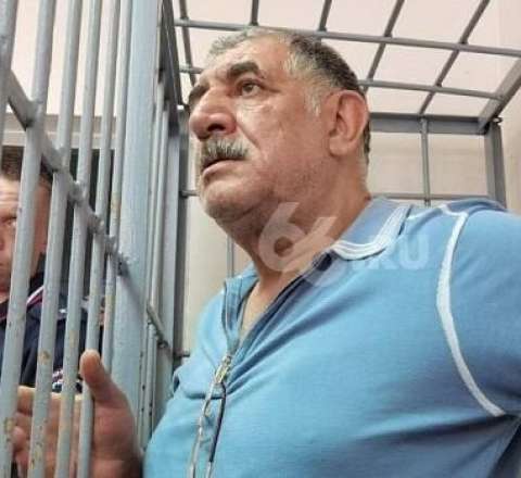 Azərbaycanlı iş adamının Rusiyadakı məşhur kafesi sökülür - FOTO 