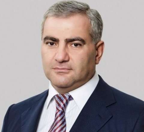 Samvel Karapetyan ev dustaqlığına buraxıldı 