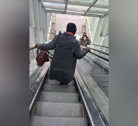 İllərdir davam edən eskalator problemi: "Hamilə qadınlar əziyyət çəkir" - VİDEO 