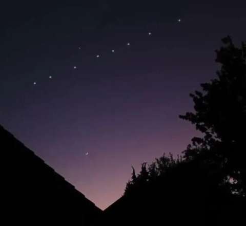 Azərbaycanda qeyri-adi HADİSƏ: Səmada işıqlar düzüldü -VİDEO 