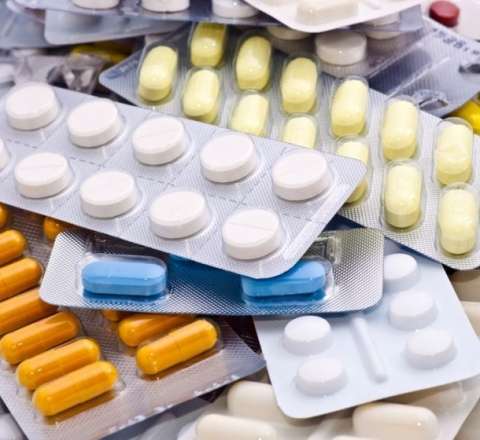 Dərmanların kəskin bahalaşmasının səbəbi: “Gömrük rüsumu və ƏDV-dən azad olunmalıdır” 