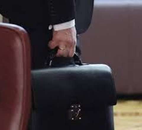 Bələdiyyə sədrinin ölkədən çıxışına “stop” qoyuldu 