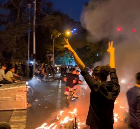 “Gəlir Böyük Azərbaycan” – İrandakı  milli fəaldan üsyanla bağlı ilginc açıqlamalar 