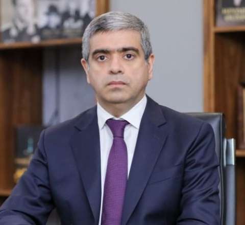 Nazir ona yüksək vəzifə verdi - FOTO 