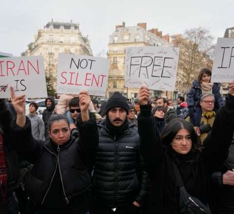“İranın taleyini üç millət həll edəcək” – Politoloqla müsahibə 