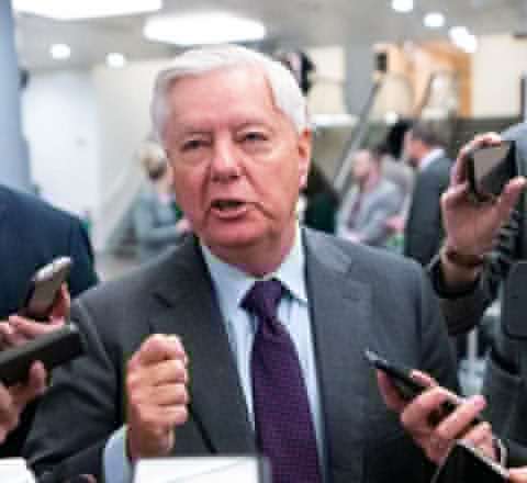 “Rejim dəyişikliyi regiona sülh gətirəcək” – ABŞ senatoru 