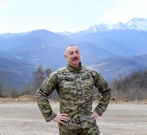 Prezident Çapar kəndində görülmüş işlərlə tanış oldu 