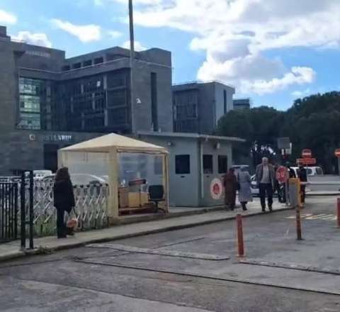 İstanbul məhkəməsində silahlı hücum – Prokuror hakimi güllələdi 