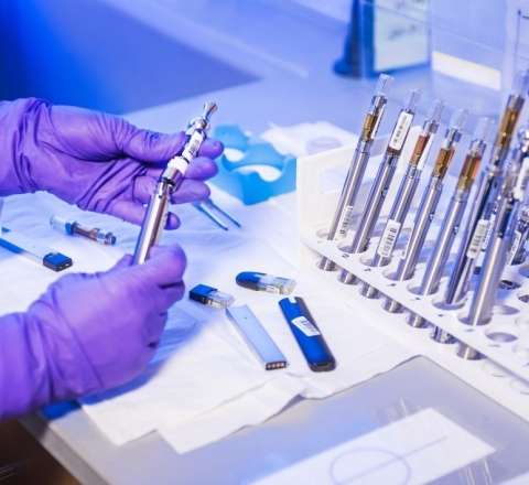 Bostonda daha  öldürücü koronavirus    yaradıldı