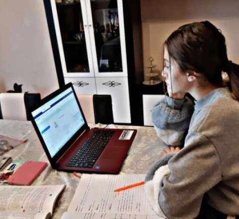 Şagird azdır, sual çoxdur: Rayon məktəbləri distant təhsilə hazırdırmı? - AÇIQLAMA