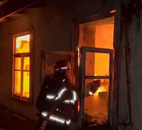 Lənkəranda fərdi evdə yanğın - VİDEO 