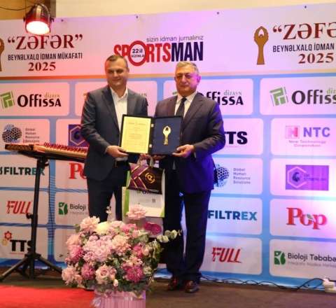 İlin jurnalisti "Zəfər" mükafatına laiq görüldü - FOTOLAR 