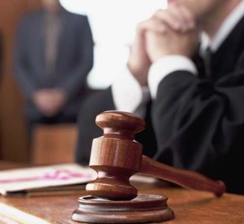 "Azərşəkər"-lə bağlı məhkəmə başladı  - Sabiq sədr hakim qarşısına çıxır  