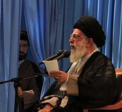 Xameneinin varisi pullarını Dubaya köçürüb – İki gündə 1.5 milyard dollar 