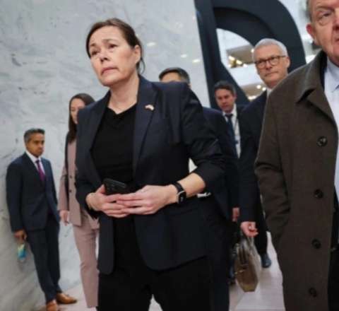 Qrenlandiyanın XİN başçısı ABŞ ilə danışıqlardan sonra ağladı 