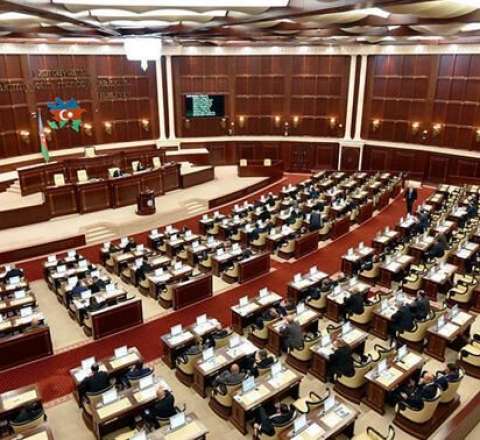 Milli Məclisin komitə iclası keçirilir 