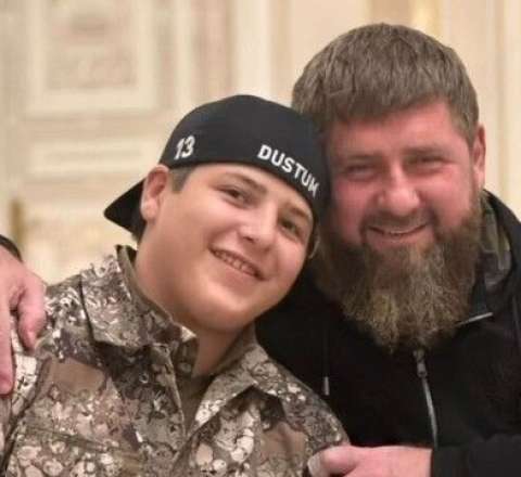 Kadırovun oğlu ağır qəzaya düşdü, reanimasiyaya yerləşdirildi 