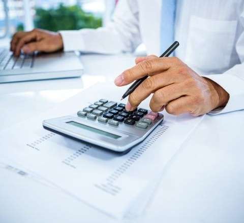 Məzuniyyətlər birləşdirildi  