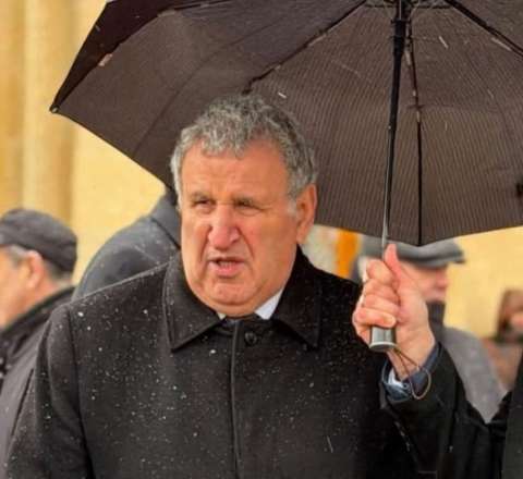 'Mənim heç vaxt çətirim olmayıb" – İsa Həbibbəyli  