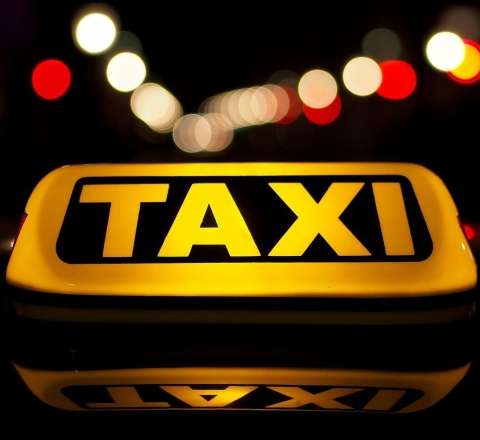 Bu tarixdə taksi sürücüləri üçün imtahan keçiriləcək - DİM  