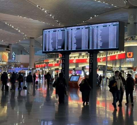 Bir stəkan çaya 8 manat ödədi – Üsyan etdi 