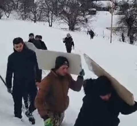 Qara görə 3 gün öncə vəfat edən şəhid bacısı indi DƏFN EDİLDİ - VİDEO 