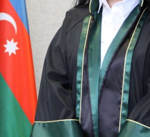 Bu sözdən istifadə edənlər 800 manat cərimə olunacaq  