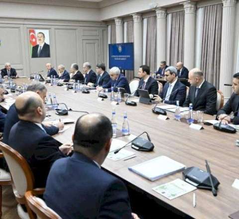 Əli Əsədov nazirləri topladı - Tapşırıqlar verdi 
