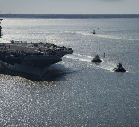 Tramp: “Ordumuz İrana yaxınlaşır” – Tehran razılığa gələcəkmi? 