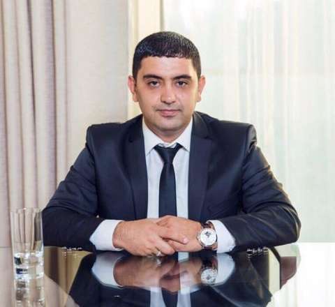 Həbsdə olan məşhur bəstəkar azad edildi 