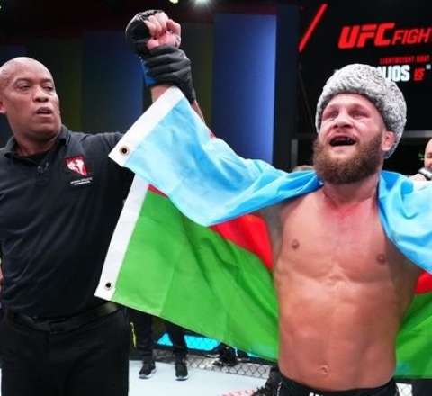 Azərbaycanlı idmançı döyüşdən əvvəl rəqibinin komanda yoldaşını yamsıladı – VİDEO 