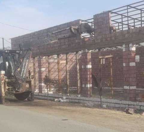 Daha bir qanunsuz tikili söküldü - VİDEO 