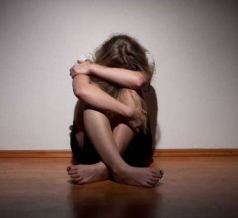 Atalığı tərəfindən cinsi zorakılığa məruz qalan qız müəssisəyə yerləşdirildi  