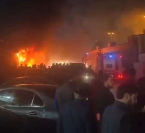 Bakıda dəhşətli yanğın: Restorana od vurub, qapıları kilidlədi... - VİDEO 