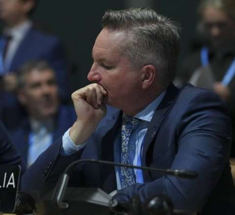 Bakıda nazirin başına iş gəldi - 60 min dollarlıq QALMAQAL 