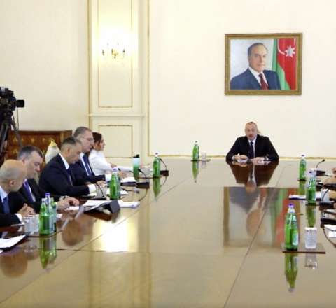 Prezident müşavirə keçirdi - VİDEO - FOTO - YENİLƏNDİ  