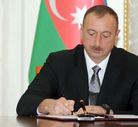 İlham Əliyev bu şəxsləri təltif etdi - SİYAHI 