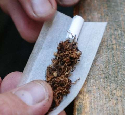 Azərbaycan tütünü avropalı sahibkarı məhkəməlik etdi 