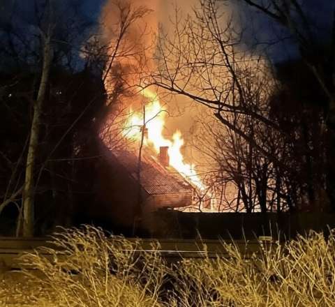 Rusiyada zoopark yanır – Meymunlar, ilanlar və timsahların saxlandığı bina alovlanır – VİDEO 