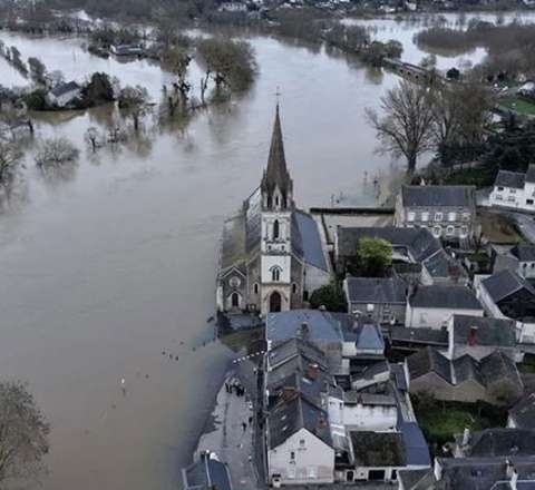  Fransada daşqın fəlakəti – 110 min hektar ərazi batdı, zərər milyardlarla ölçülür 